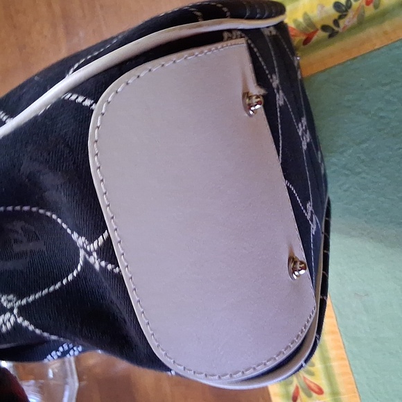 Dooney & Bourke Black and White Satchel - Picture 6 of 12